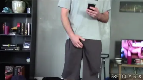 TROU BAVEUX À BAISER