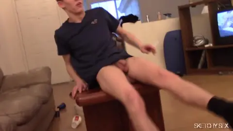 ACCRO AU FOUTRE
