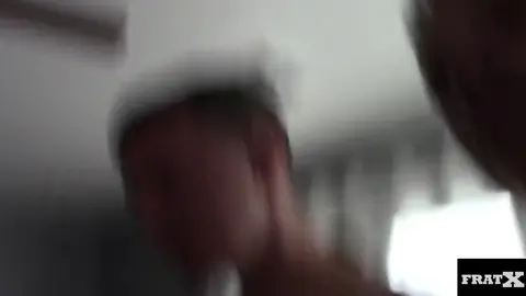 ON A BAISÉ TA MEUF