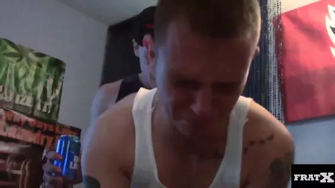 BAISE OU FAIS-TOI BAISER
