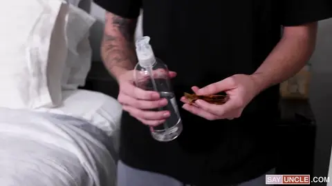 Je Vais Te Prendre Ta Virginité Pour Que Tu Puisses Surprendre Ta Copine Le Soir du Bal