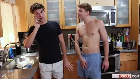 Mon demi-frère me baise mieux que mon ex