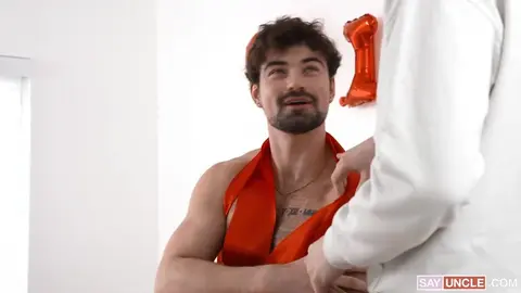 Déballer le paquet de mon demi-frère pour la Saint-Valentin
