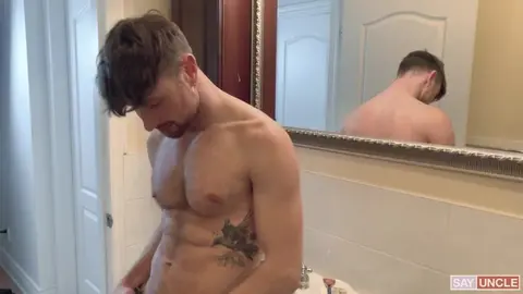Partager la Salle de Bain