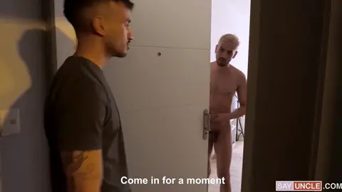 Service en chambre : avez-vous commandé une grosse queue accompagnée de sperme ?