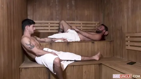 Surprise torride au sauna