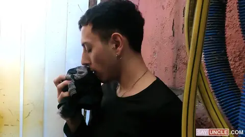 Je flaire un pervers comme moi
