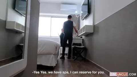 À votre service