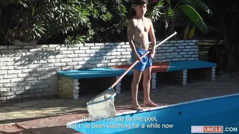 Le jardinier et le garçon de piscine