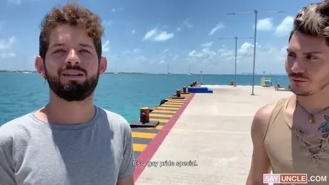 Sexe gay sur la plage