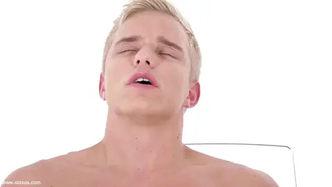 Flip Fuck hard - Carl Ross & Sam Williams