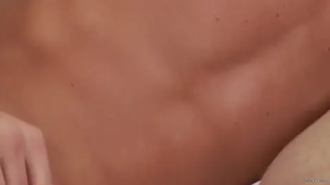 Érection matinale calmée par une baise bareback – Benjamin Dunn & Danton Gary