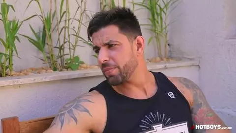 Il se donne à l'ami de son frère – Kadu Gostosao & Augusto