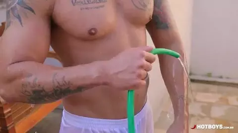 Il se donne à l'ami de son frère – Kadu Gostosao & Augusto