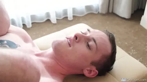 Roue cassée – Josh Cannon & Harlen Radcliff