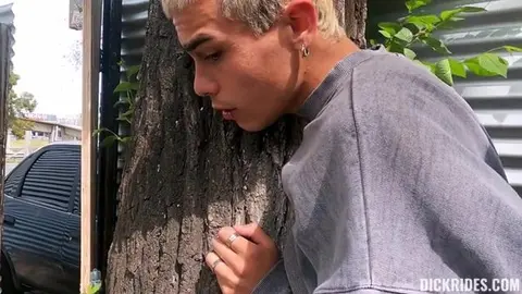 Enculé par mon chauffeur Uber