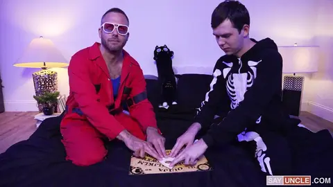 Ouija, baise-moi le cul ?