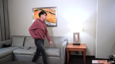 Se faufiler dans sa chambre