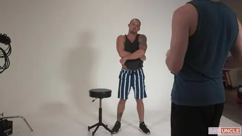 Le mannequinat avec mon demi-frère tourne bien
