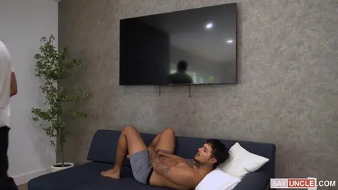 Mon beau-papa pervers avait juste besoin de bite