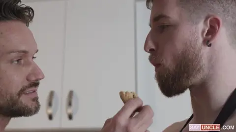 Le Beau-père Goûte À Bien Plus Que Mes Cookies
