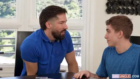 Two Broke-Ass Twinks Sucking at Poker