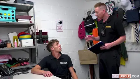 Me Frayer un Chemin à Coups de Baise en Ce Premier Jour