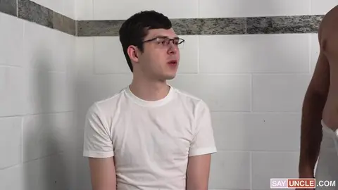 Je Serai Encore Plus Sale Après une Douche avec Lui