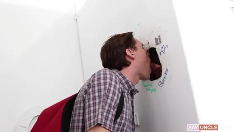 L'Intello contre le Glory Hole