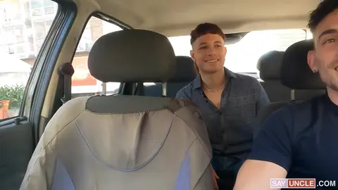 Ce qui se passe dans la voiture…