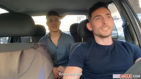 Ce qui se passe dans la voiture…