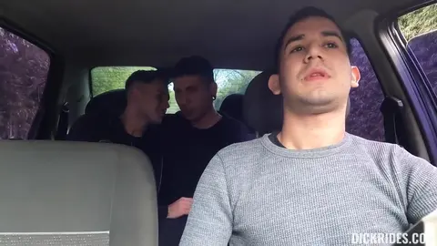 Voyeurisme dans le rétroviseur