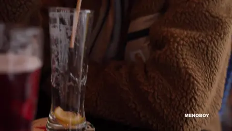 Après un verre, un plan cul
