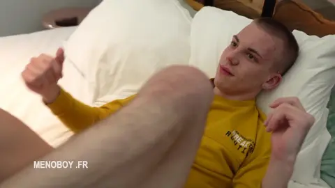 Mathis Weber se fait niquer par un pote latino