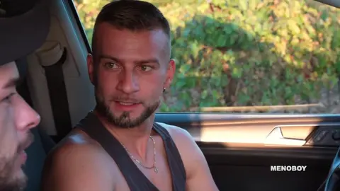Sexe en extérieur avec Alex Brand