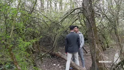 Mathieu croise Canaillou au parc de la Fesse