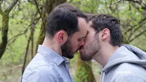 Mathieu croise Canaillou au parc de la Fesse