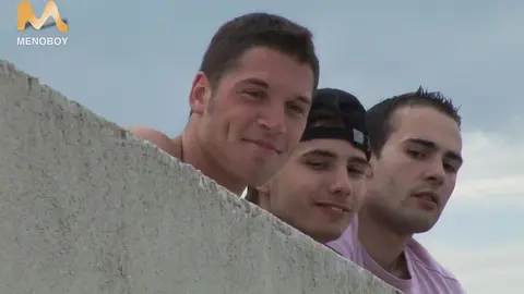 Les voyeurs de Menoboy