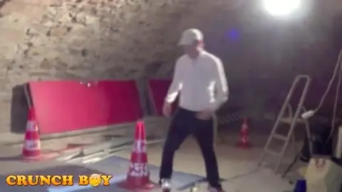 Baise hardcore avec 2 grosses queues XXL