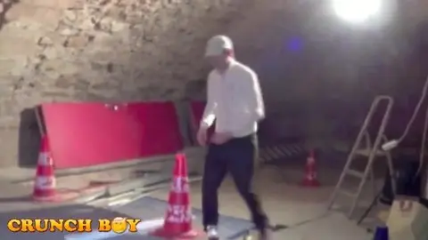 Baise hardcore avec 2 grosses queues XXL