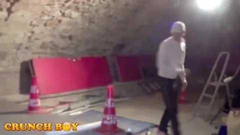 Baise hardcore avec 2 grosses queues XXL