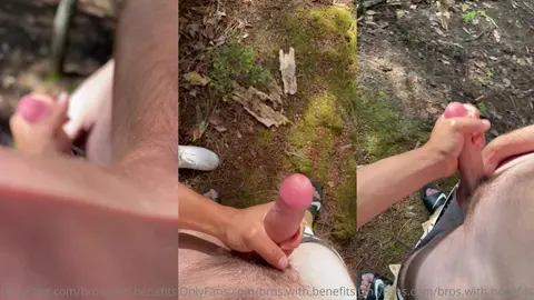 Branlette solo en forêt avec un peu de jeu anal