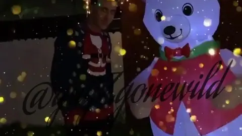 persian hung: A playful phone-cam show #1