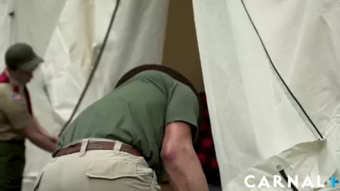 Planter la tente — SCOUT GRANT Épisode 1