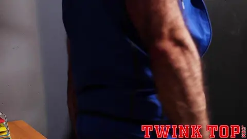 Réunion avec l’entraîneur principal — DYLAN TIDES Épisode 2