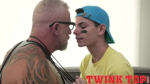 ELI BENNET Episode 1 - Top Tryout