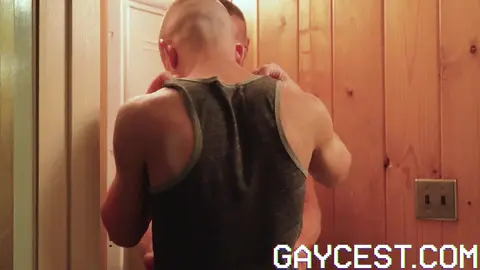 J’ensemence le trou du twink — Ép.1 Bienvenue à l’Hôtel Interdit