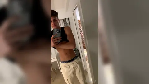 Tellement excité après la salle de sport