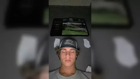 Twink blond — vidéos branlette