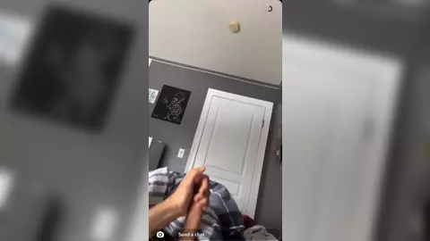 Twink blond — vidéos branlette